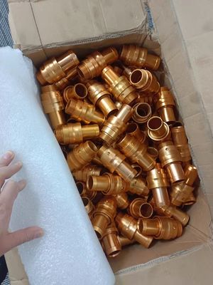 أجزاء خدمة التصنيع المعدنية CNC من النحاس الفولاذ المقاوم للصدأ